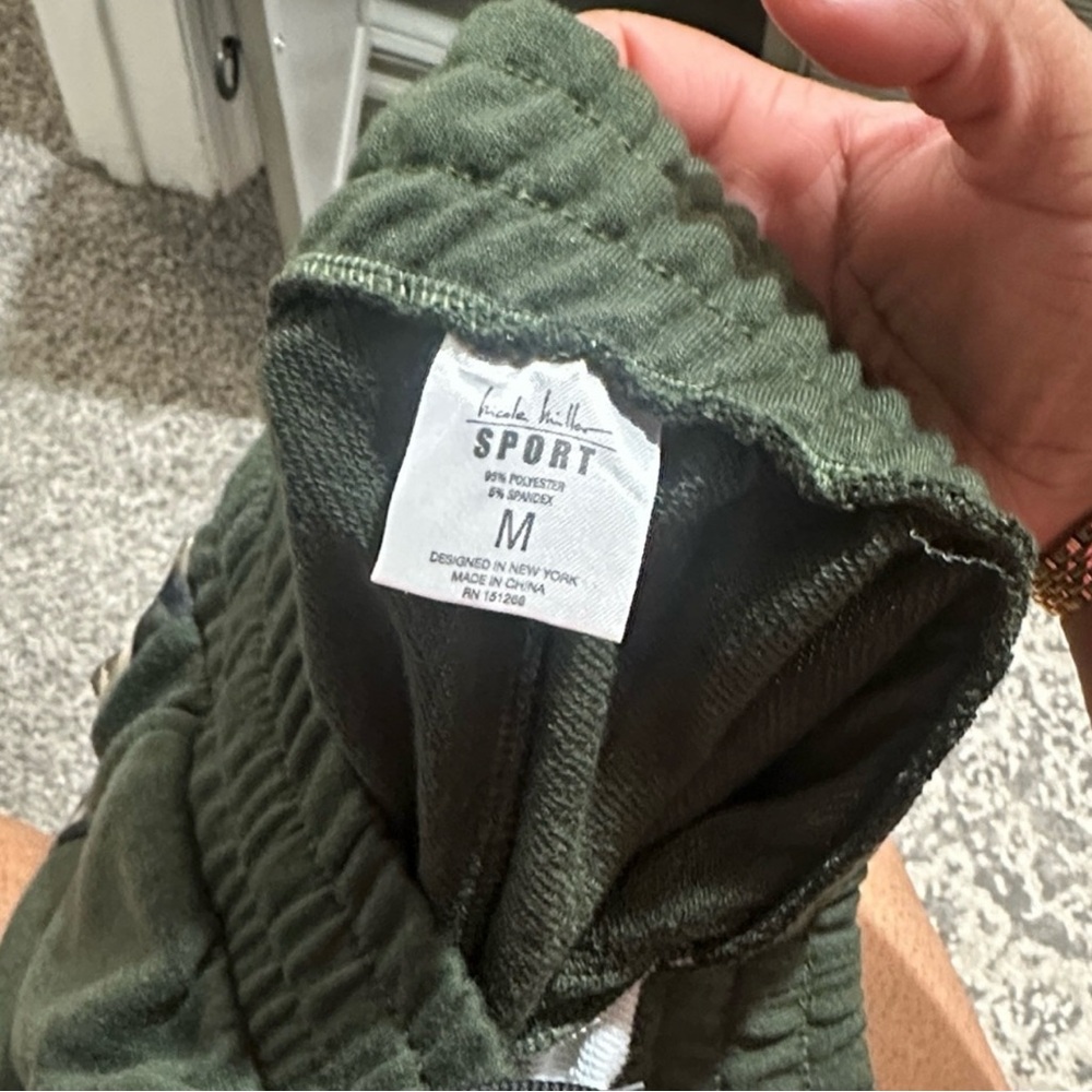 Nicole Miller Sweats/Joggers - Picture 4 of 7